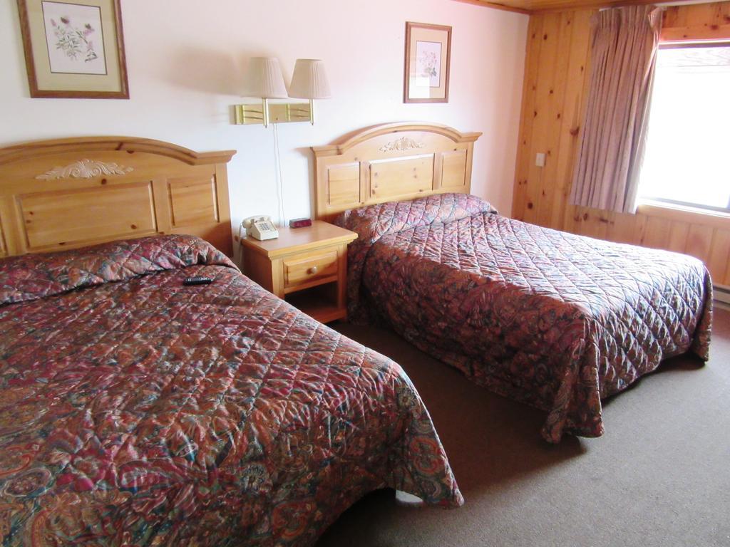 Travelers Lodge West Yellowstone Habitación foto